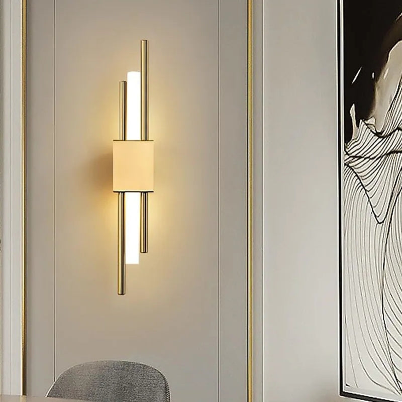 Arisha Minimalita Lineal Metal LED Aplique de Pared Negro/Dorado