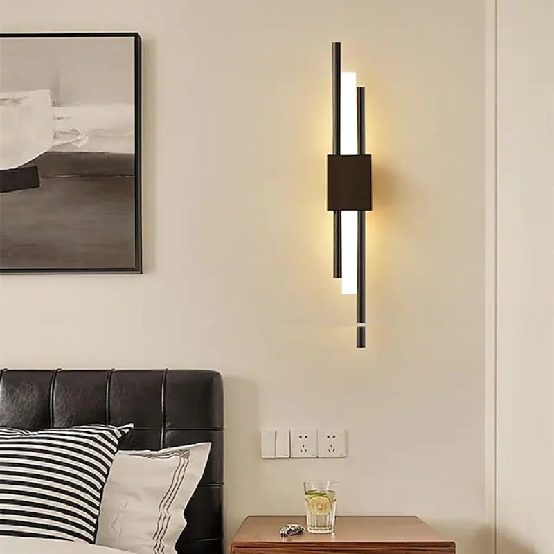 Arisha Minimalita Lineal Metal LED Aplique de Pared Negro/Dorado