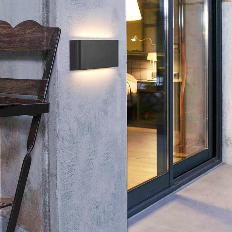 Ray Moderna LED Rectangular Metal/Acrílico Aplique de Pared Blanca/Negra